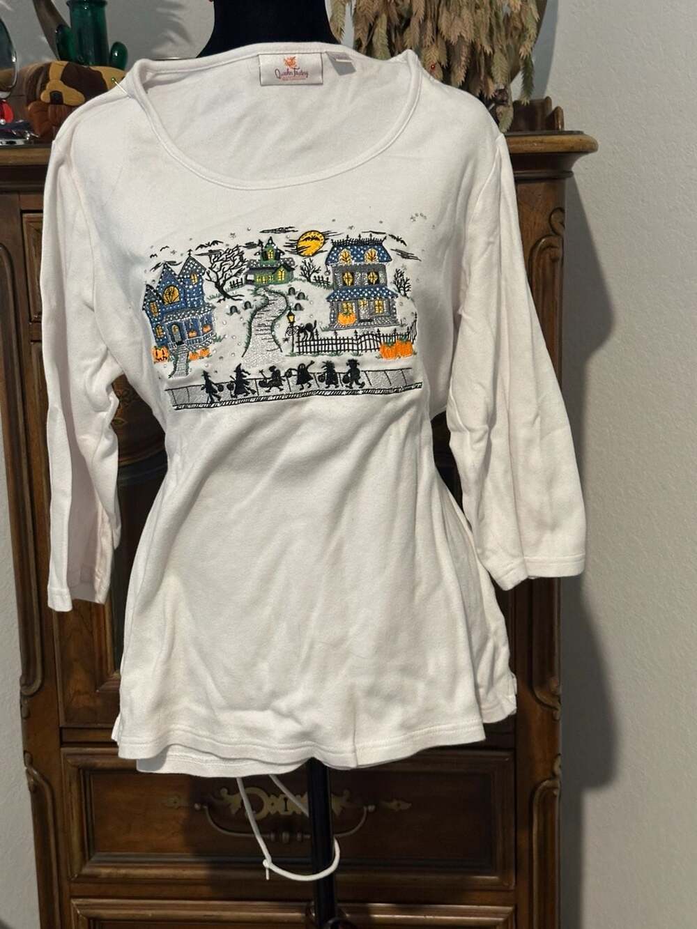 Quacker Factory Halloween Haunted House Top Size L White Embroidered Rhinestones